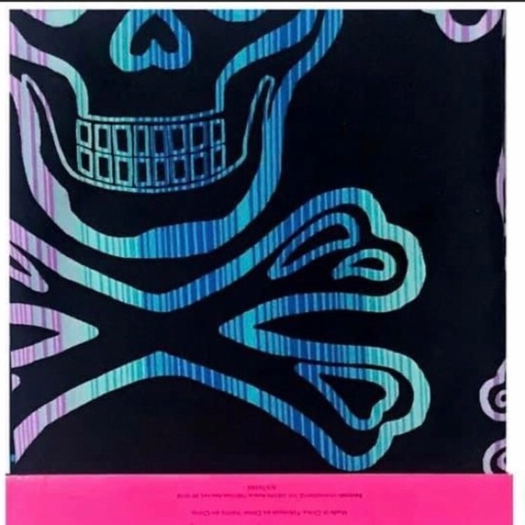 Betsey Johnson Skull Black & Purple Shower Curtain - Picture 8 of 8